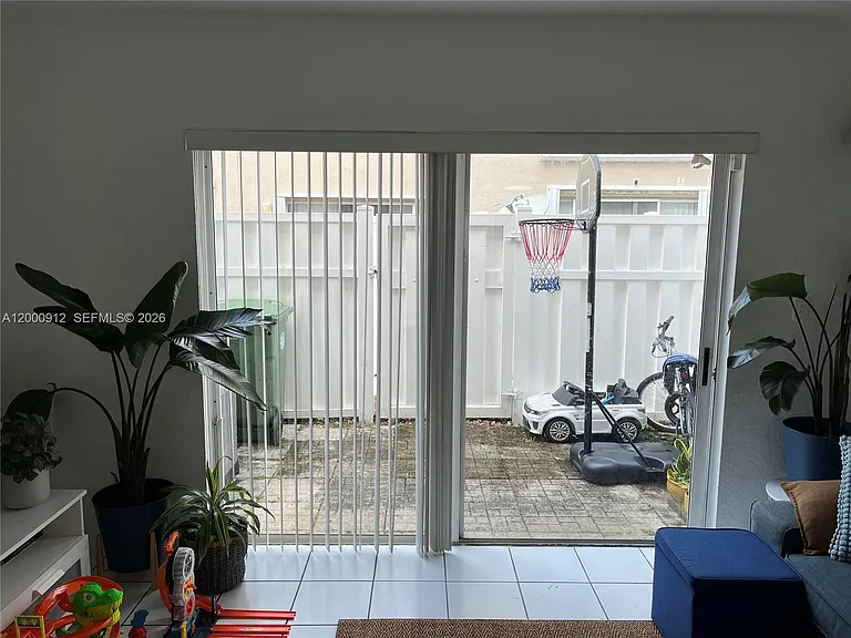 171 Riviera Cir #61 — Photo 21