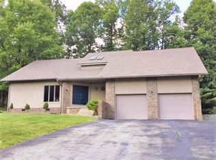 21 Chestnut Dr, Beckley, WV 25801
