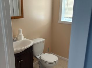 400 Green St, Edgewater Park, NJ 08010