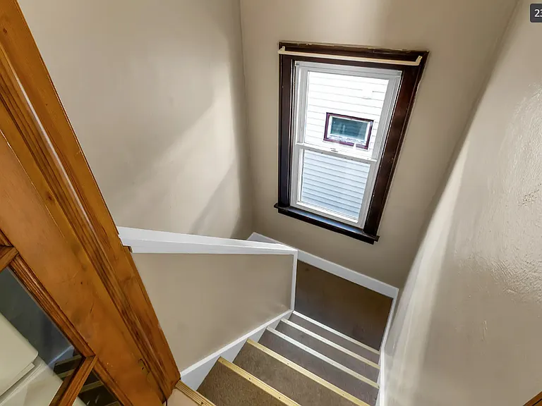 379 Victoria Blvd #2 — Photo 14