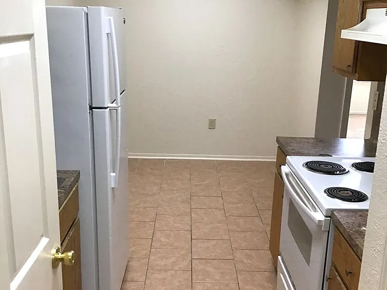 8575 Leake Ave #A-D — Photo 11