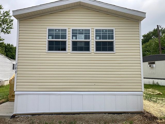 1st image of 106 Williamsburg Ln