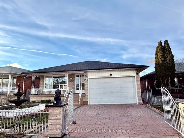 55 Maryhill Dr, Toronto, ON M9V 3C3