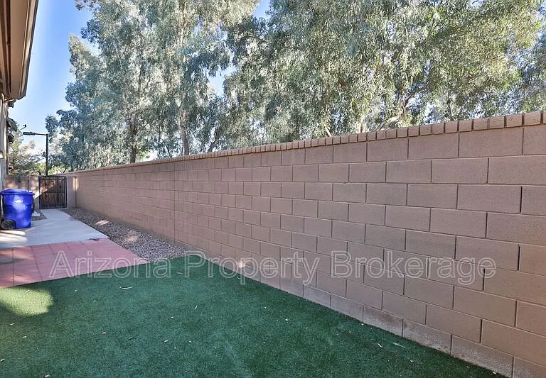 3879 E Santa Fe Ln — Photo 28