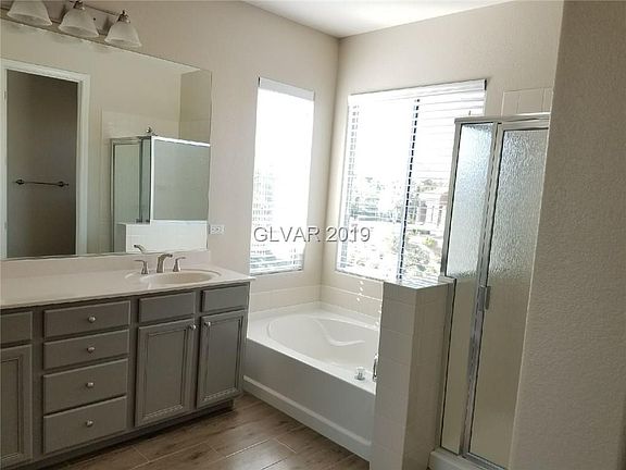 4th image of 2409 Granada Bluff Ct