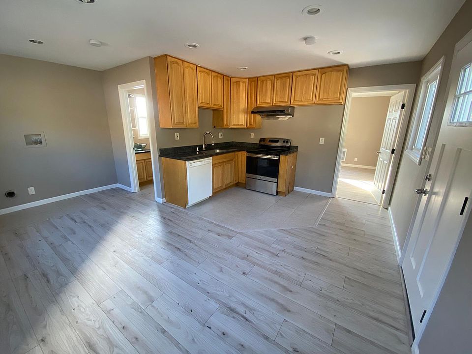 Open kitchen