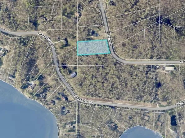 2 Nicholas St, Grand Rapids, MN 55744