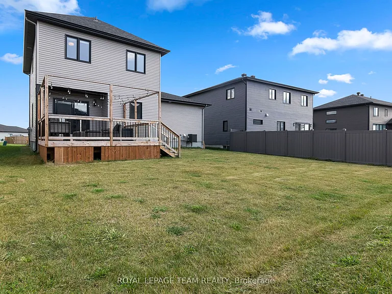 149 Argile St — Photo 29