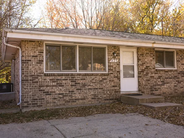 425 E Watrous Ave, Des Moines, IA 50315