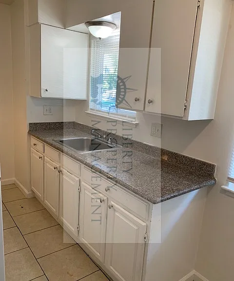 924 S Garfield St #3 — Photo 4