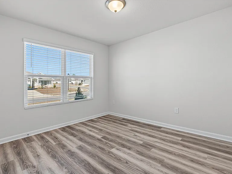 13581 Paris Cir — Photo 15