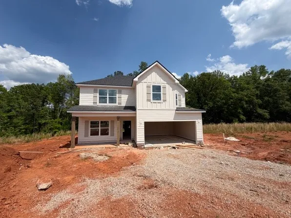 884 McDonald Dr, Opelika, AL 36801