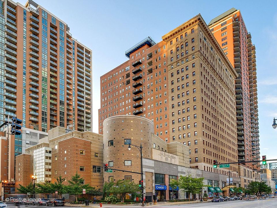 1st image of 40 E 9th St #1406C