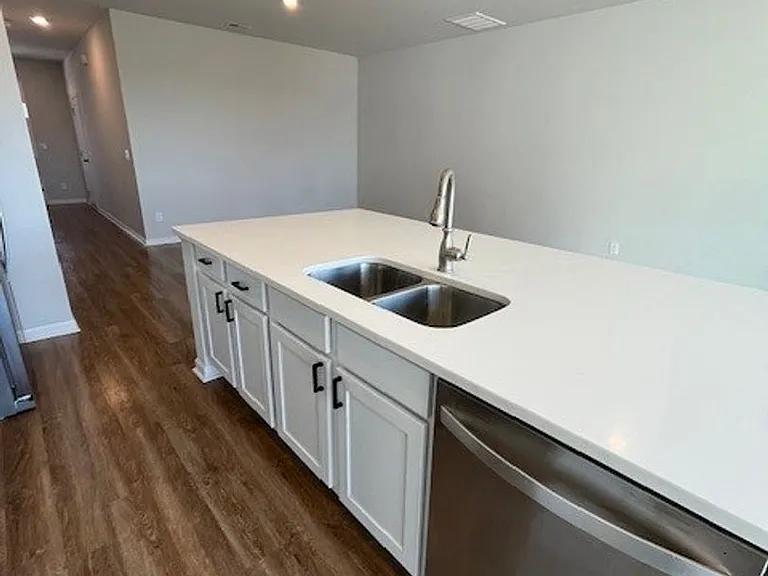 6760 Blacktip Ln — Photo 8