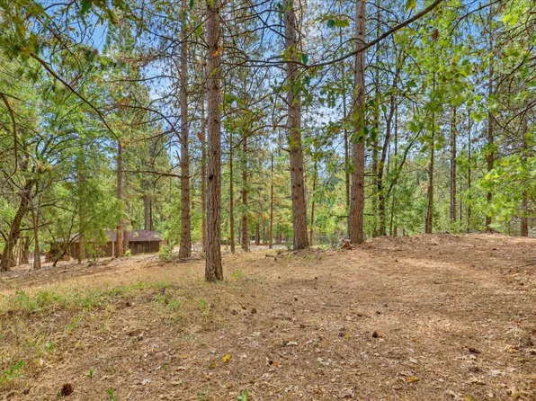 15948 Brooks Rd, Grass Valley, CA 95945