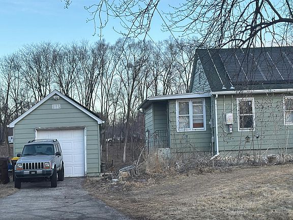 3rd image of 2064 Will James Rd