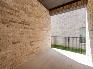 6588 Iron Horse Blvd #1, North Richland Hills, TX 76180