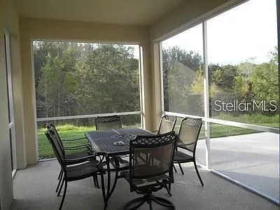 4 bed, 2.5 bath, 2880 sqft, $3,250 — Photo 3