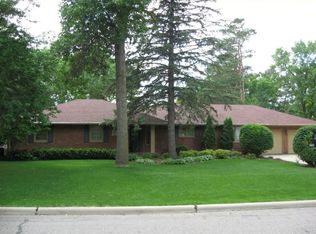 3929 Douglas St, Sioux City, IA 51104