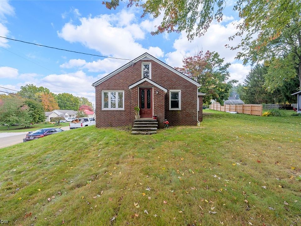 9880 Bellhaven Ave NW, Uniontown, OH 44685 MLS 4498220 Zillow