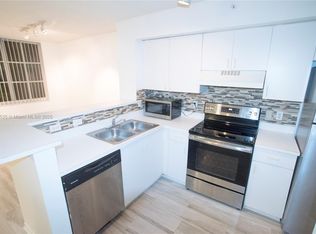 12130 Saint Andrews Pl APT 101, Hollywood, FL 33025