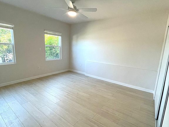 5th image of 8018 Lemon Ave