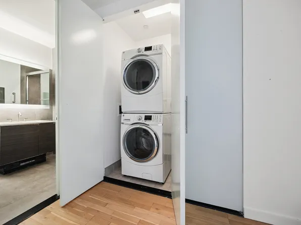 545 Washington Avenue image 5 of 8