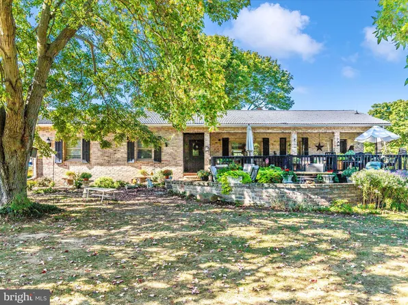 13433 Kretsinger Rd, Smithsburg, MD 21783