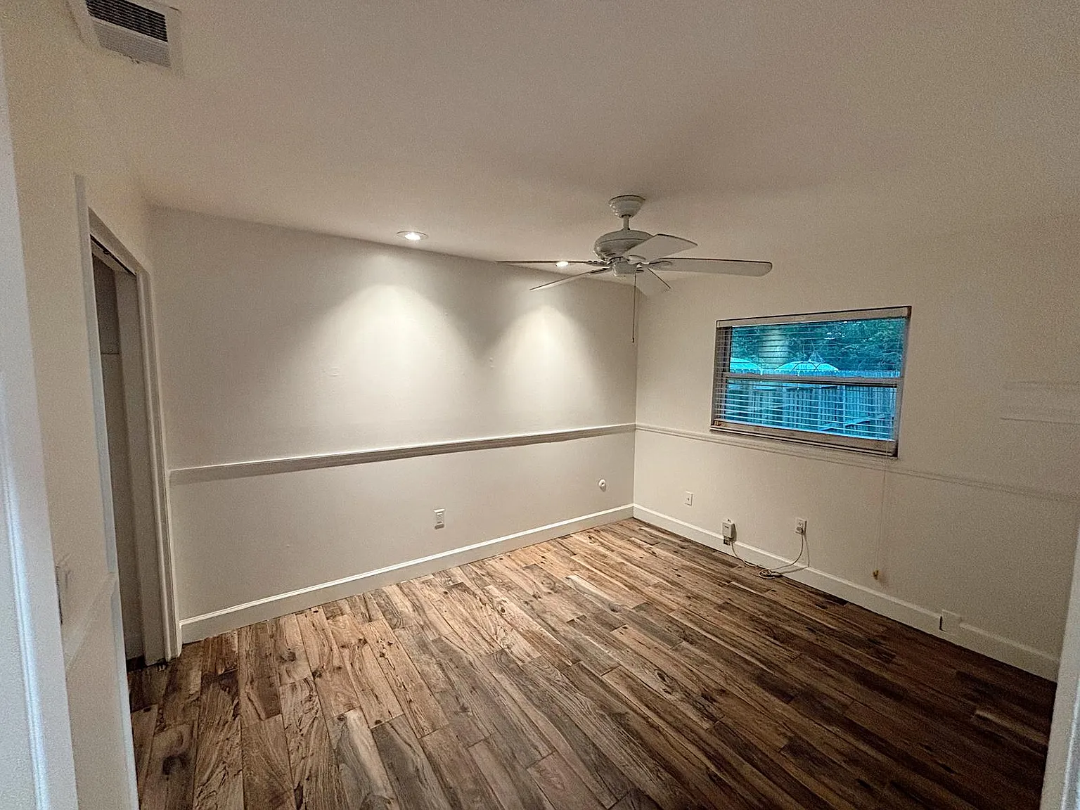 2 bed, 950 sqft, $1,850 — Photo 4