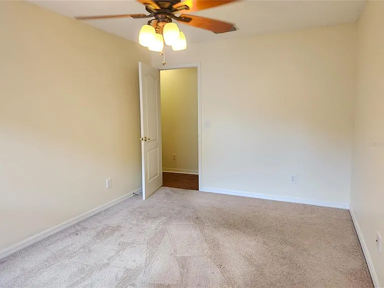 Golden Elm Dr — Photo 11