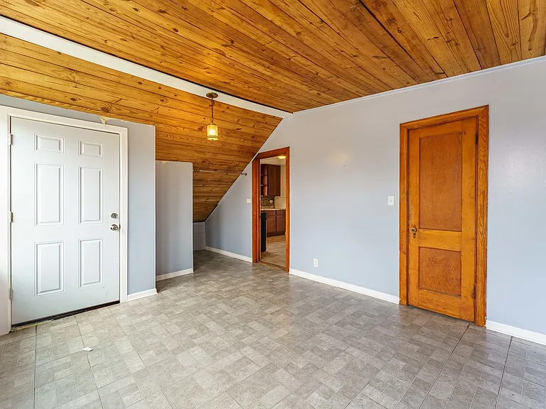 6255 W School St #2 — Photo 13