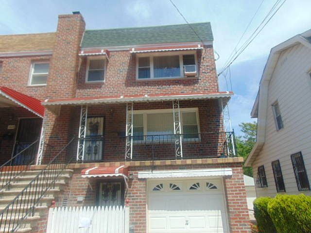 2nd image of Nereid Ave