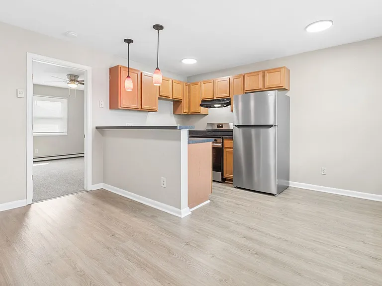 3800 E Princess Anne Rd — Photo 2