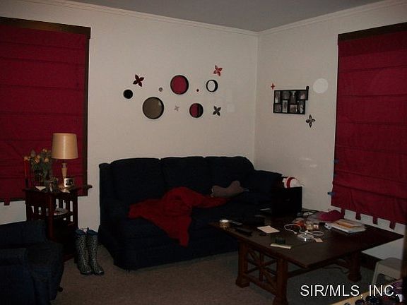 5th image of 648 Hillsboro Ave