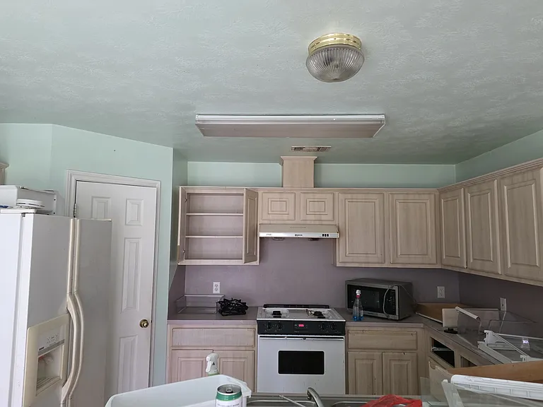 1307 Mullins Loop N — Photo 4