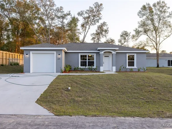 2276 W Menores Dr, Citrus Springs, FL 34434