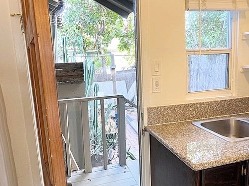 4th image of 4360 1/2 Willow Brook Ave