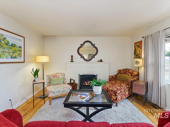 4th image of 205 N Atlantic St