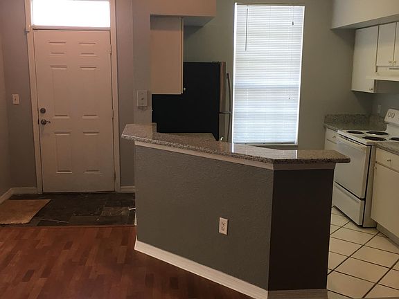 5th image of 9734 Lake Chase Island Way