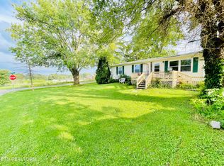 317 Sadie Ave, Jamestown, TN 38556