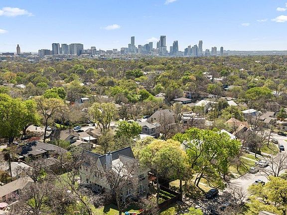 2nd image of 3107 Beverly Rd