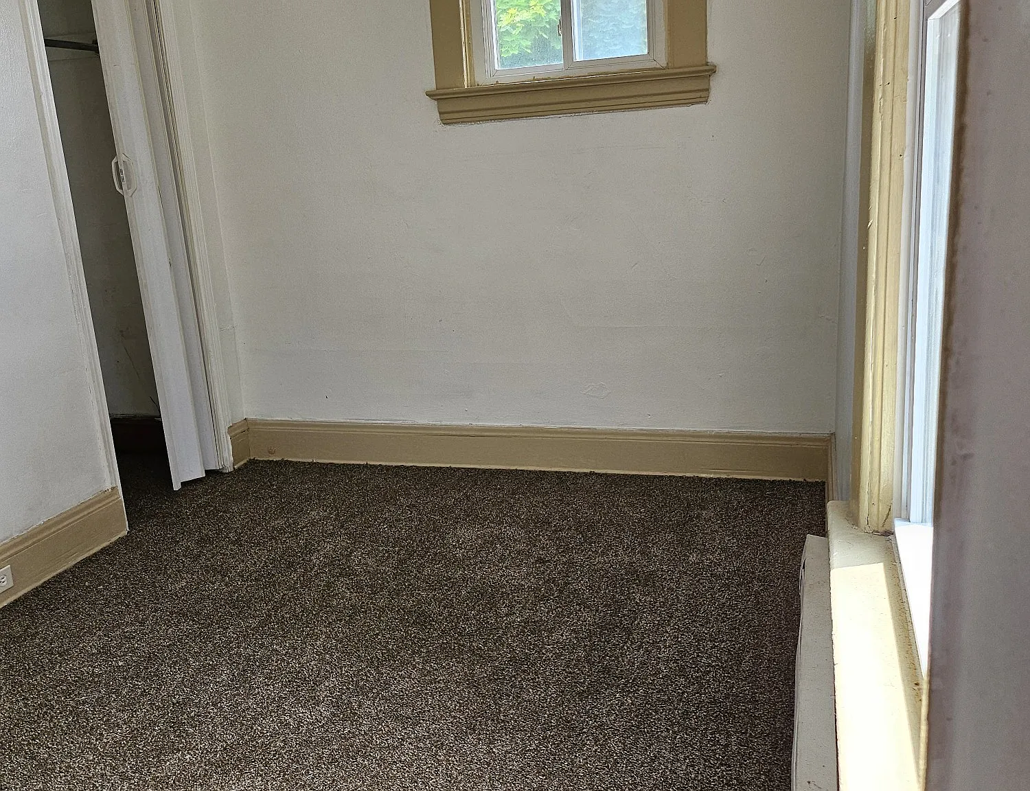 15448 Calcutta Ave — Photo 4
