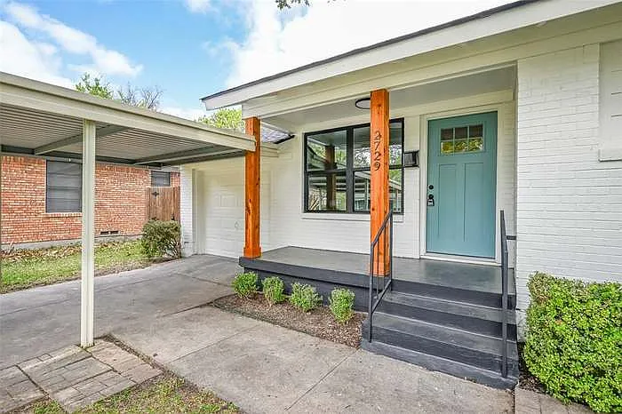 2729 Lockhart Ave — Photo 2