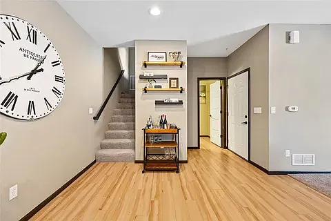3 bed, 1457 sqft, $2,200 — Photo 3
