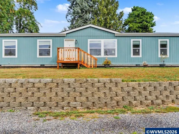 21966 Airport Rd NE, Aurora, OR 97002