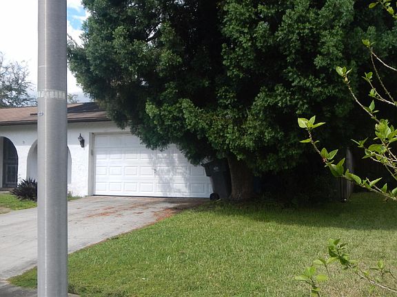 4th image of 4119 Hollow Hill Dr