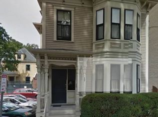 17 Langdon St #2, Cambridge, MA 02138