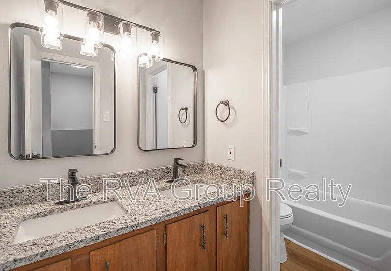 749 Pleasant St — Photo 30