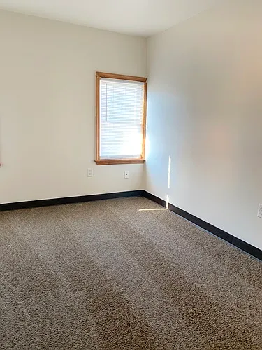 333 W King St #B — Photo 5
