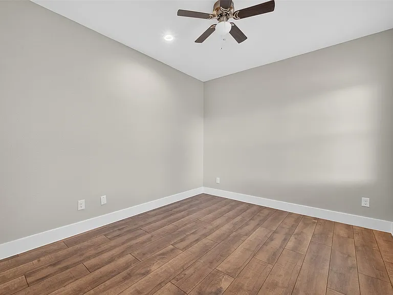 2109 Marnel Rd #B — Photo 39
